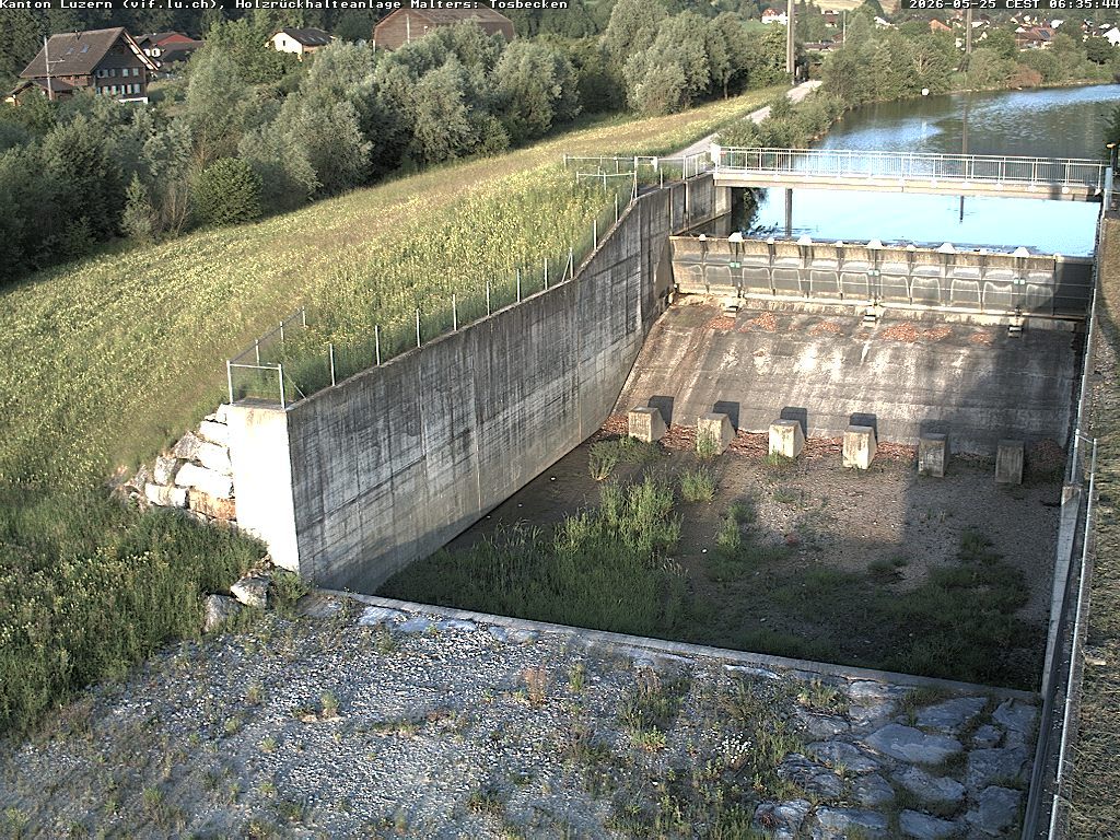 Malters: Tosbecken Holzrückhalt