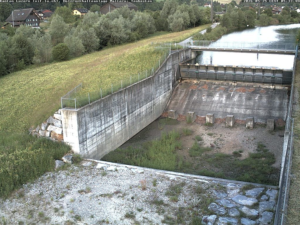Malters: Tosbecken Holzrückhalt