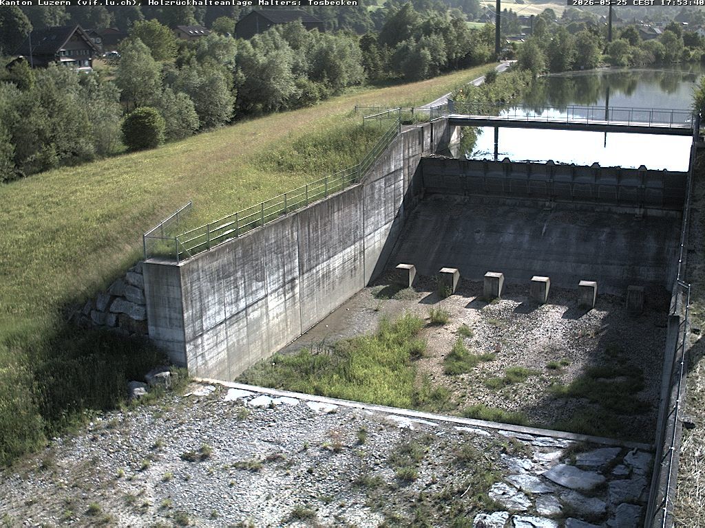 Malters: Tosbecken Holzrückhalt