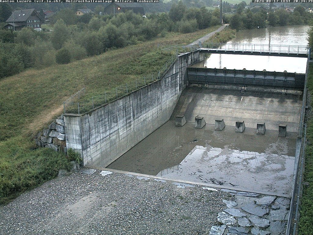 Malters: Tosbecken Holzrückhalt