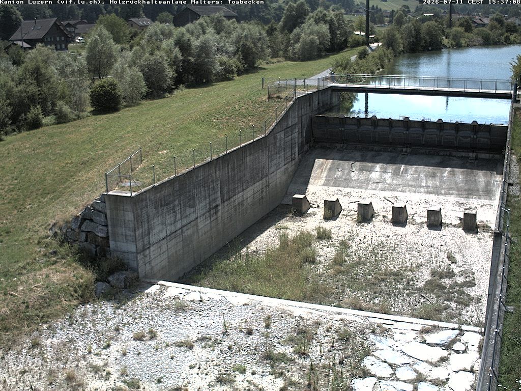 Malters: Tosbecken Holzrückhalt
