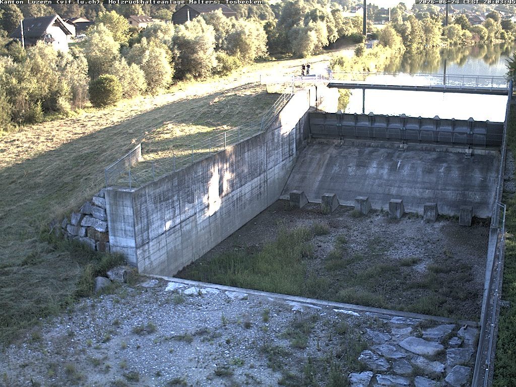 Malters: Tosbecken Holzrückhalt