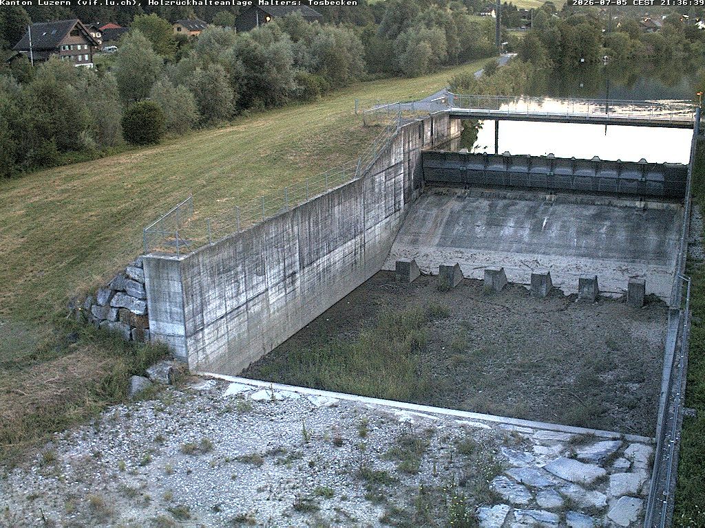 Malters: Tosbecken Holzrückhalt