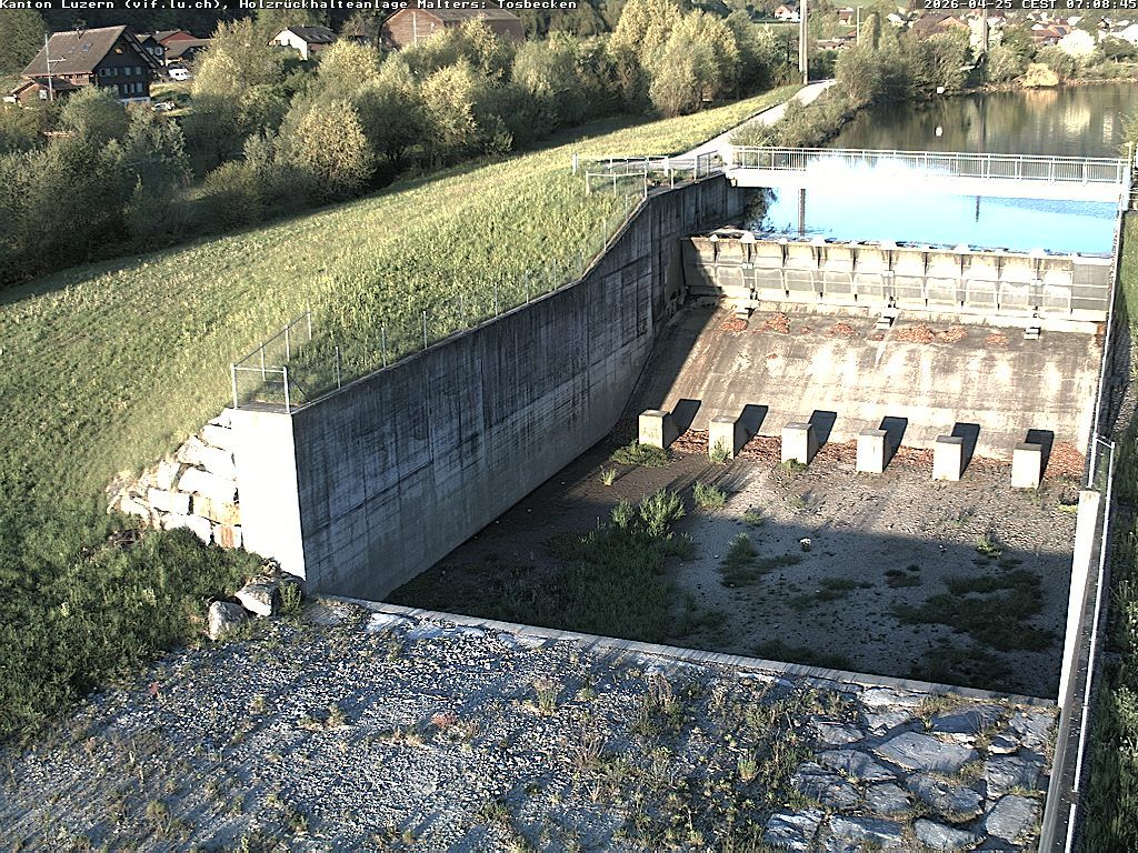 Malters: Tosbecken Holzrückhalt