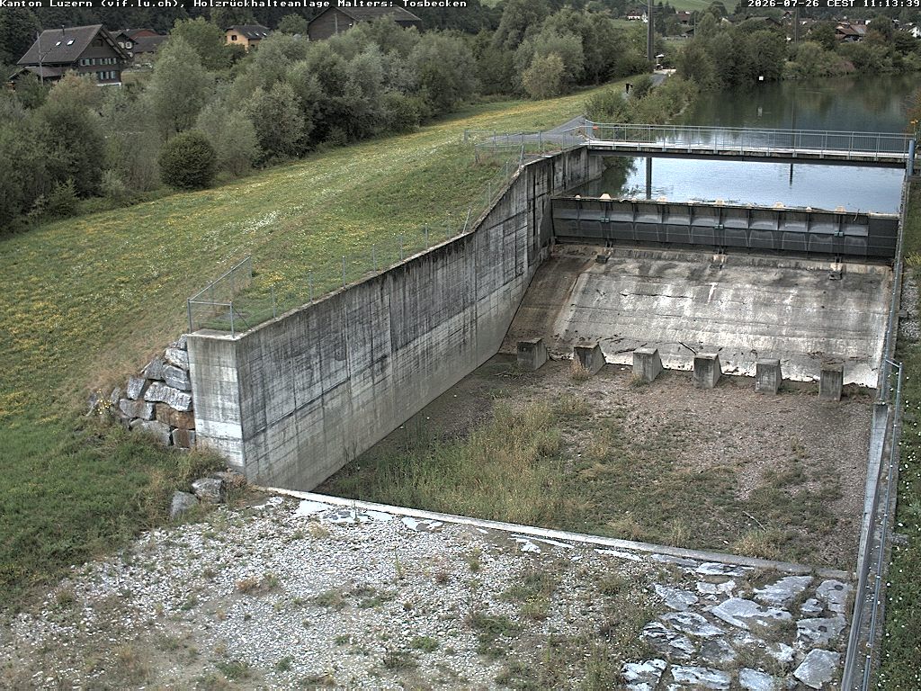 Malters: Tosbecken Holzrückhalt