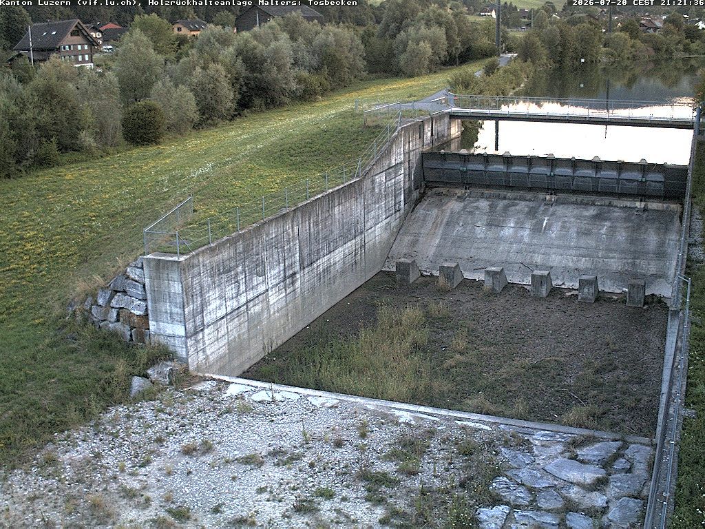 Malters: Tosbecken Holzrückhalt