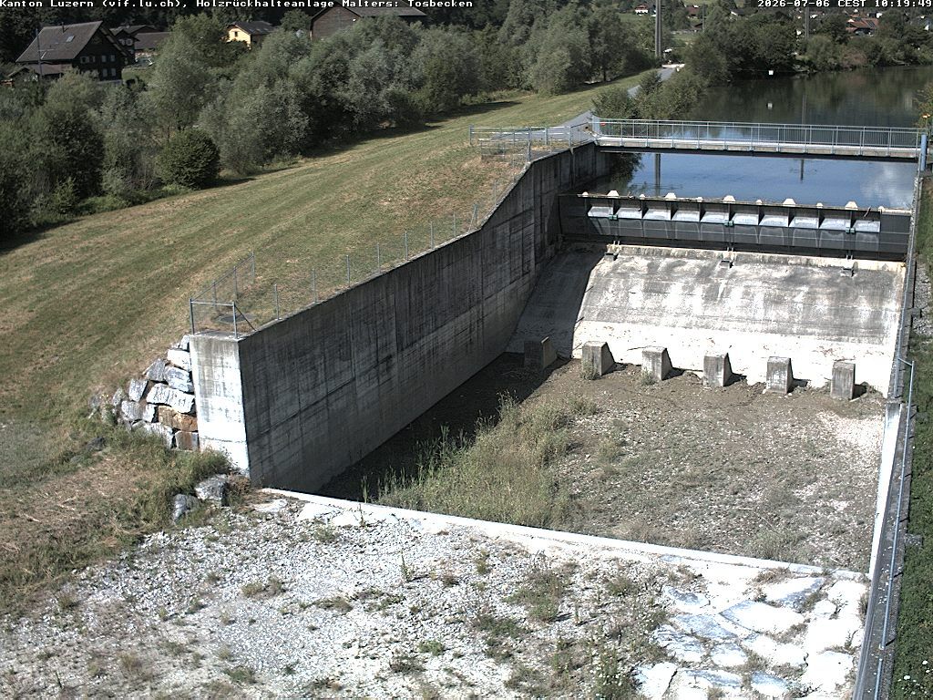 Malters: Tosbecken Holzrückhalt