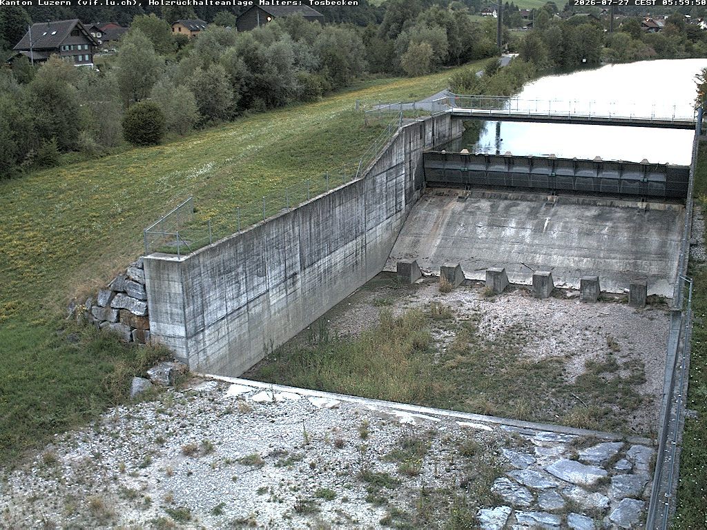 Malters: Tosbecken Holzrückhalt