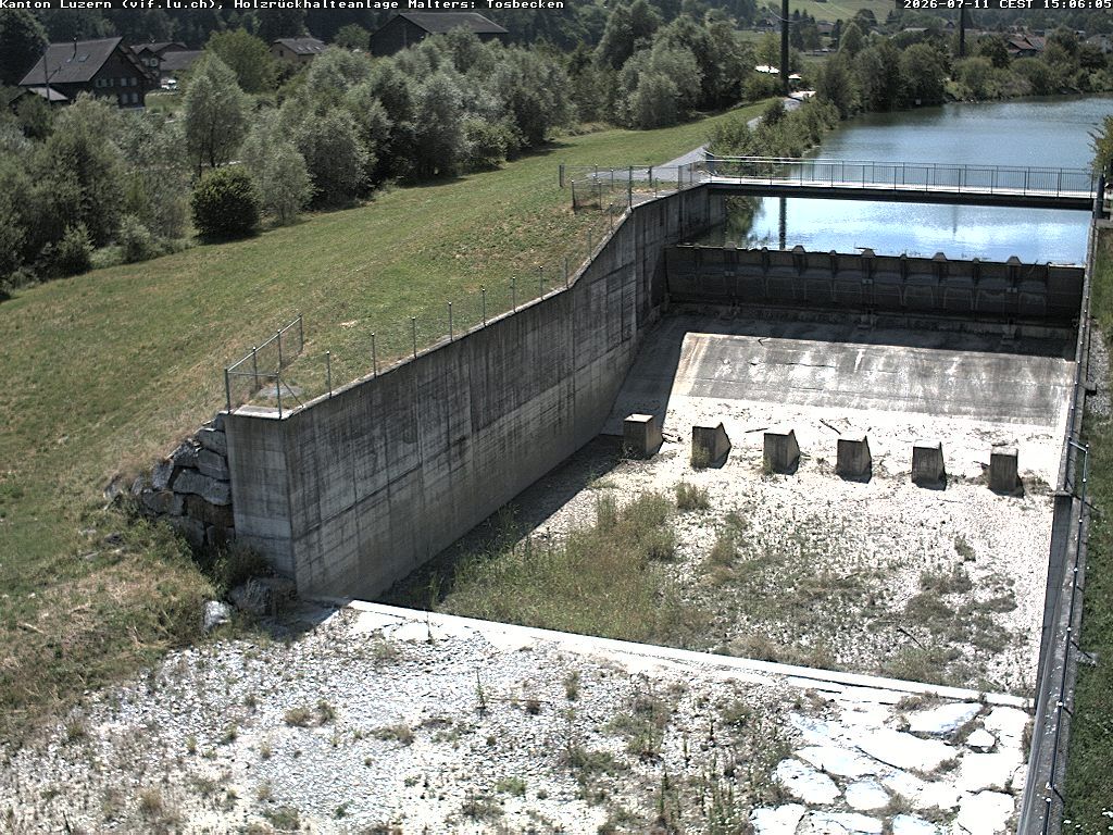 Malters: Tosbecken Holzrückhalt