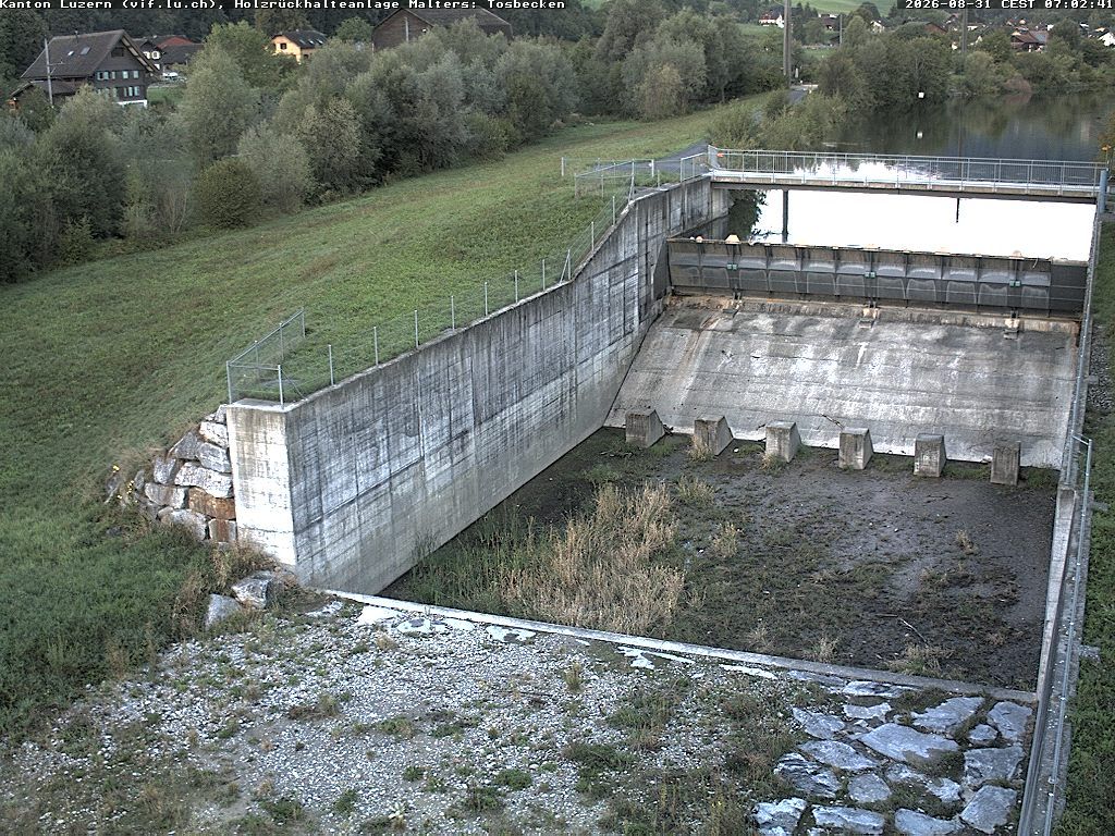 Malters: Tosbecken Holzrückhalt
