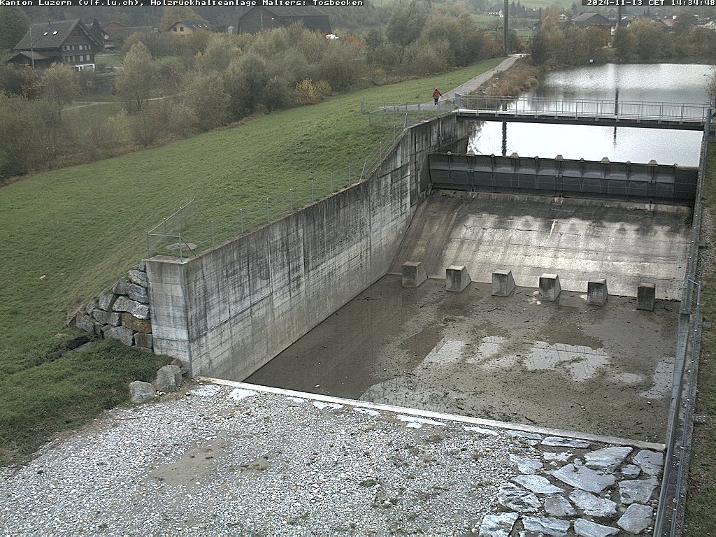 Malters: Tosbecken Holzrückhalt