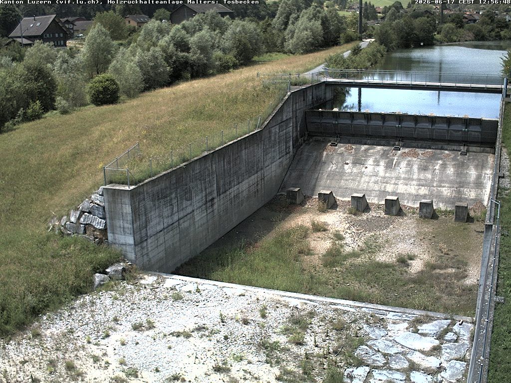 Malters: Tosbecken Holzrückhalt