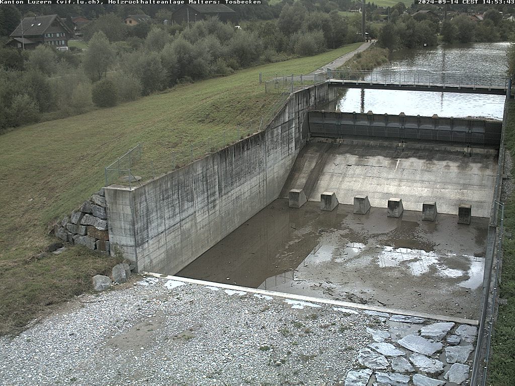 Malters: Tosbecken Holzrückhalt