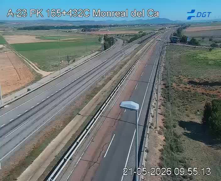 Traffic Cam Monreal del Campo › North