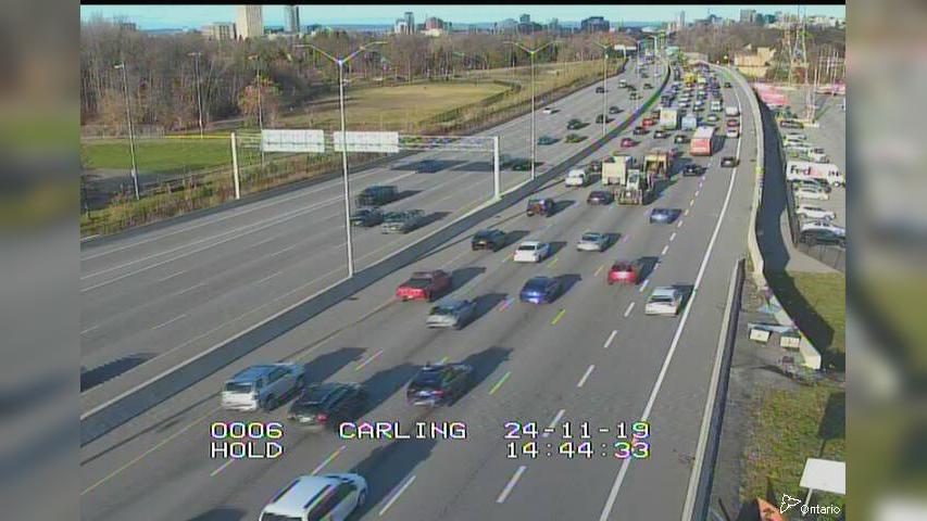 Traffic Cam (Old) Ottawa: Highway 417 south of Carling Avenue