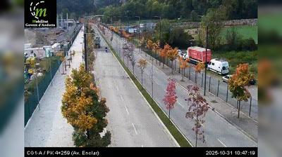 Margineda: Traffic at Av Enclar