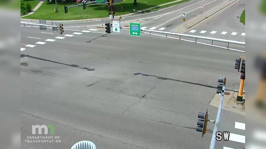 Traffic Cam Brooklyn Park: T.H.252 NB @ 73rd Ave