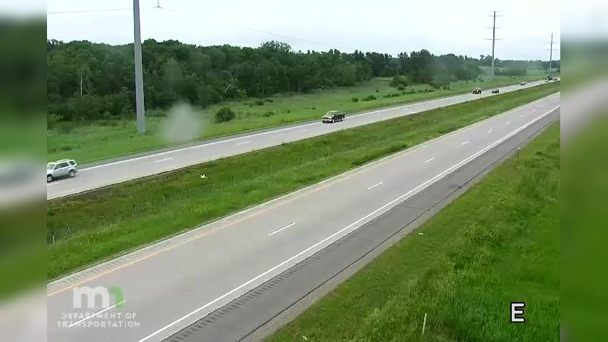 Traffic Cam Clearwater: I-94 EB W of T.H.24 (MP 176)