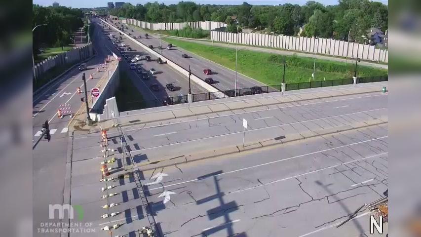Traffic Cam Saint Louis Park: T.H.100 SB @ Minnetonka Blvd EB