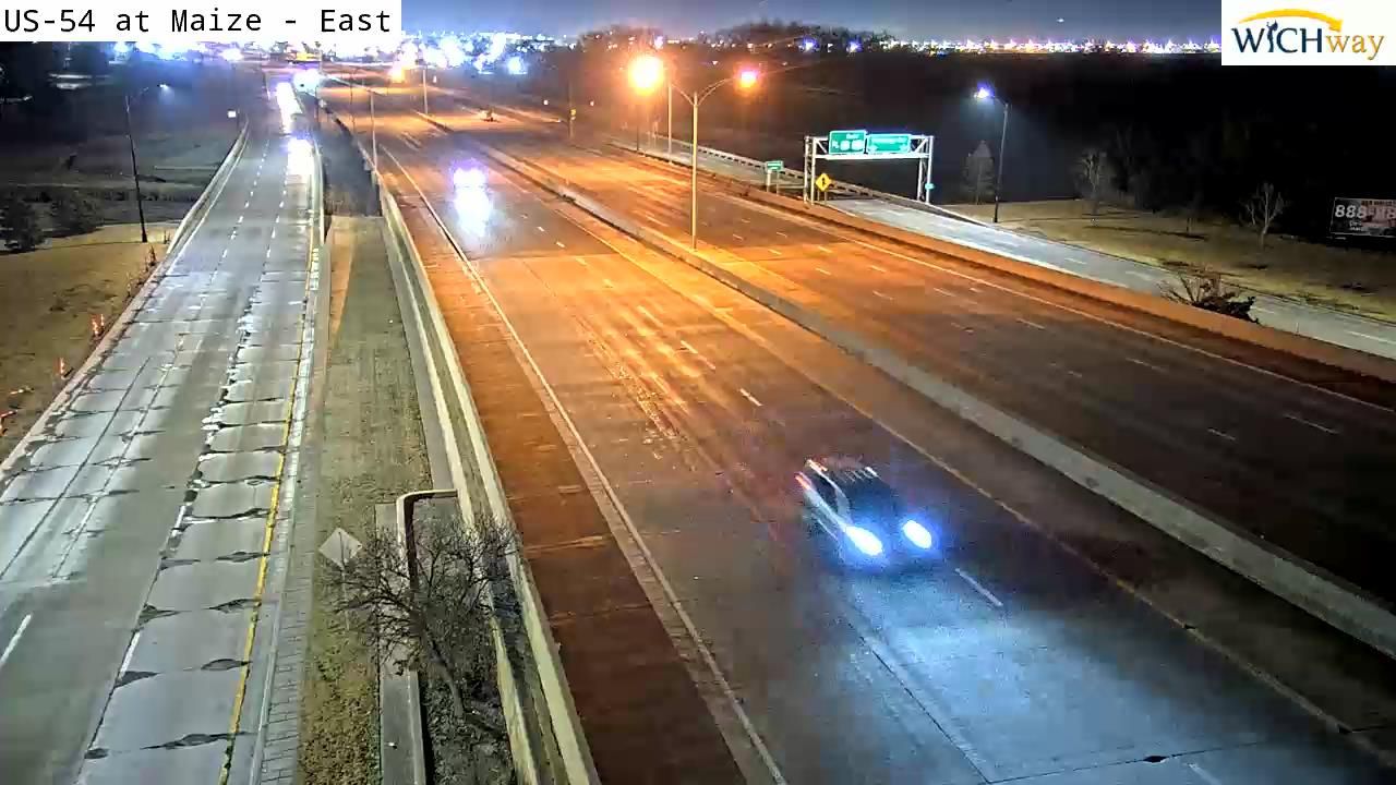 Traffic Cam Wichita: US-54 at Maize