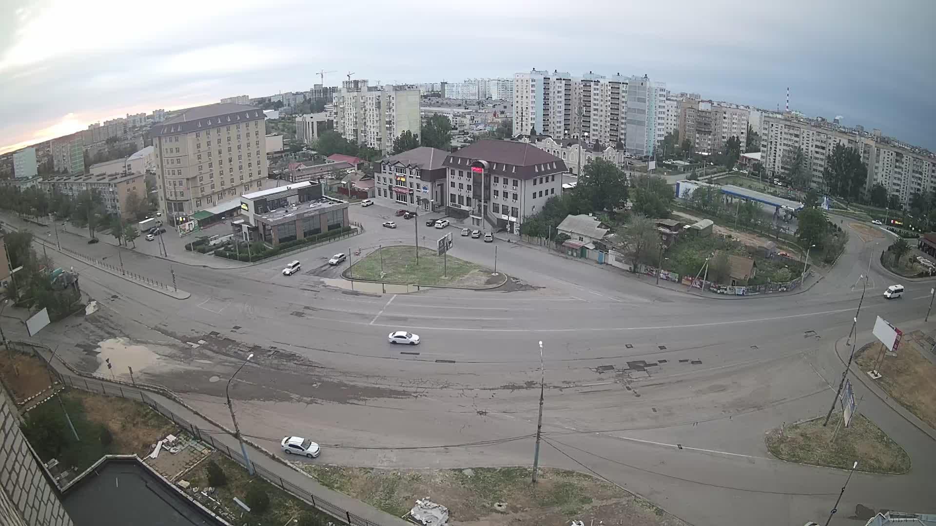 Astrakhan: Астрахань, Перевозная -я,