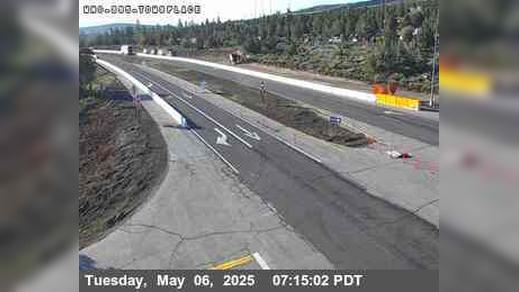 Traffic Cam Tom's Place › North: US-395