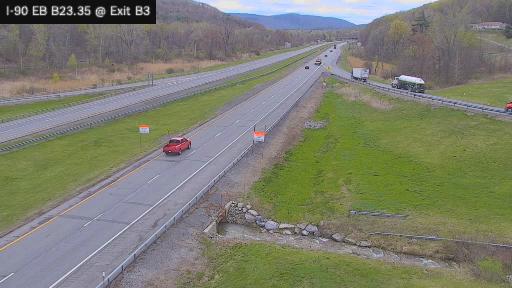 Traffic Cam State Line › East: Berkshire Connector at Interchange B3 (Austerlitz/New Lebanon)