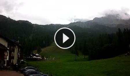 Traffic Cam Valtournenche: Residence Cervino 2
