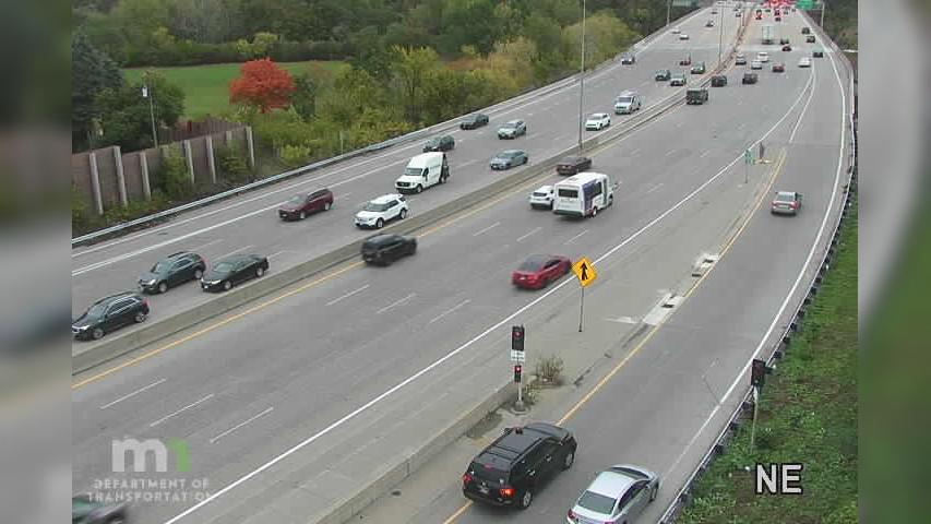 Traffic Cam Seward: I-94: I-94 EB @ Riverside Ave