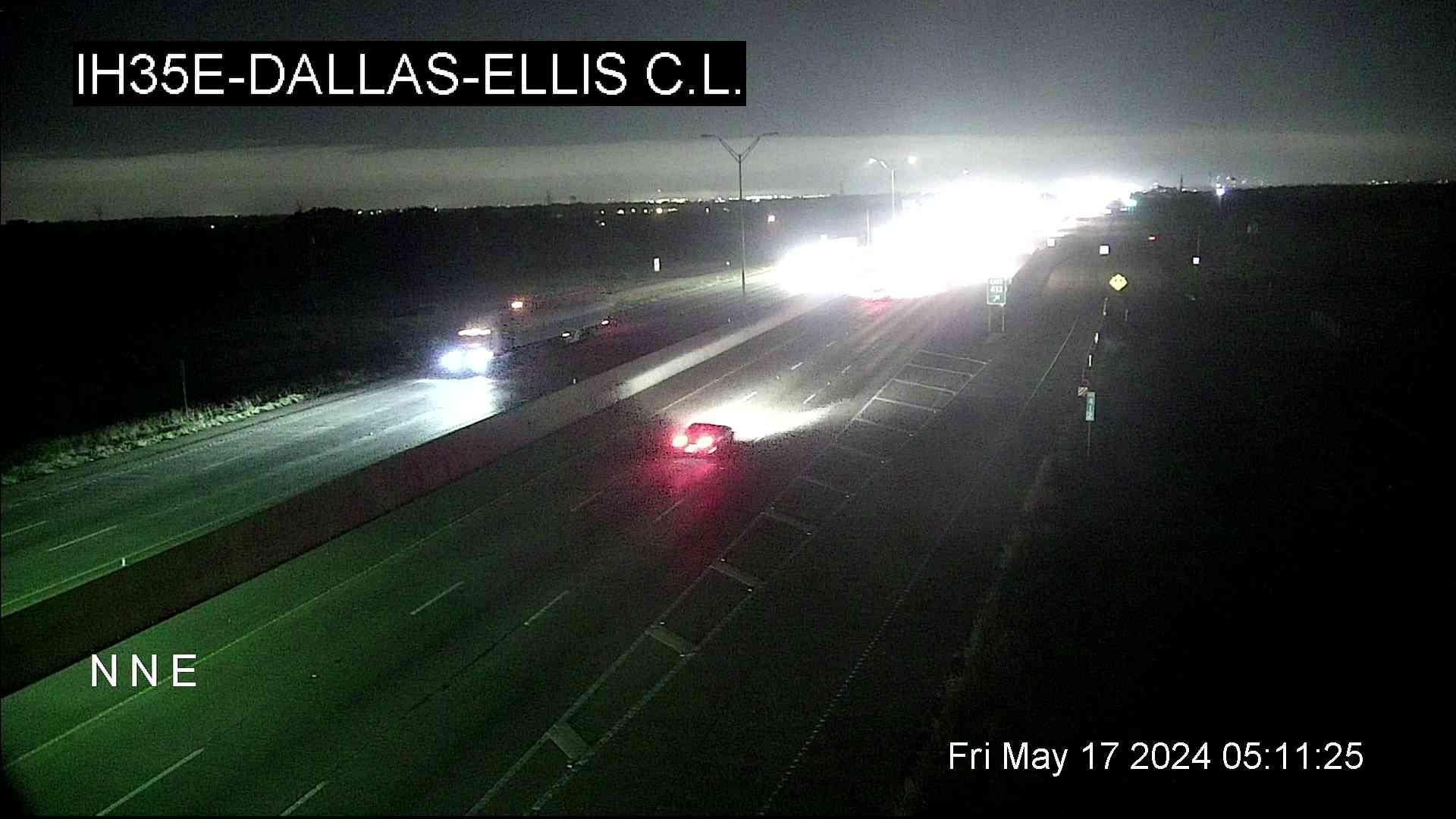Traffic Cam Lancaster › North: I-35E @ Dallas-Ellis CL