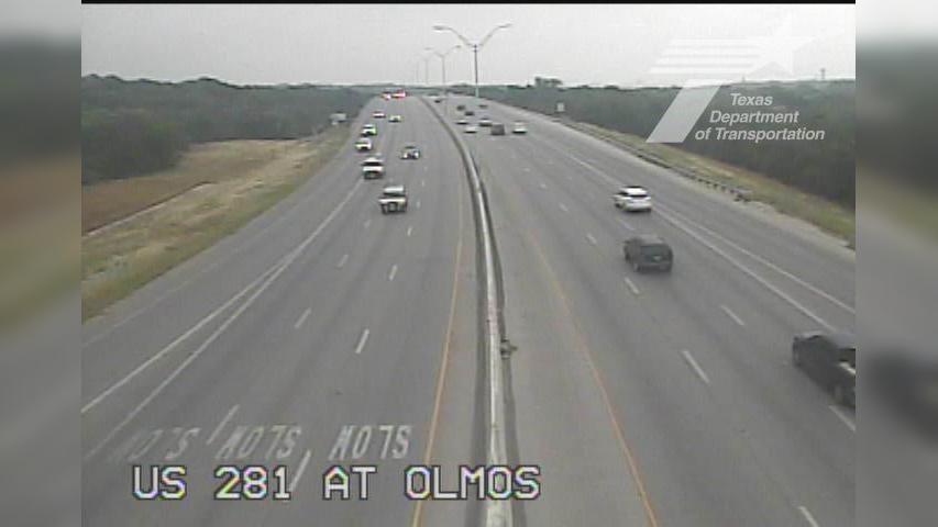 Traffic Cam San Antonio › South: US 281 at Olmos