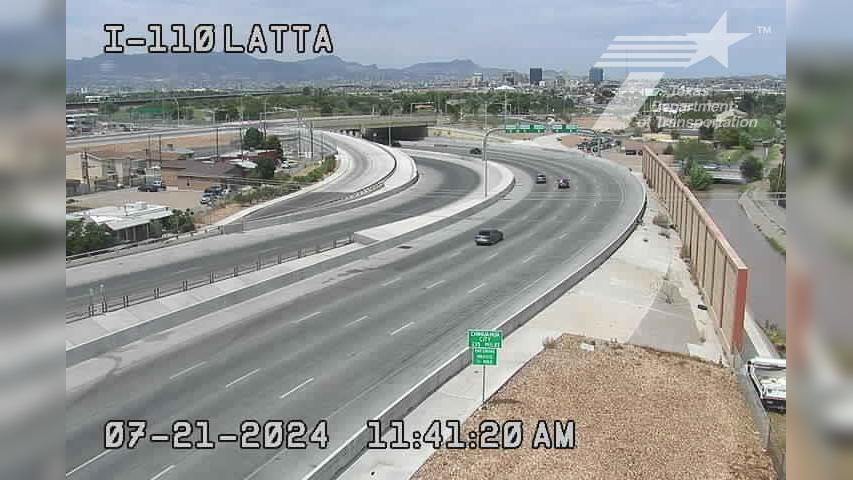 Traffic Cam El Paso › West: IH-110 @ Latta