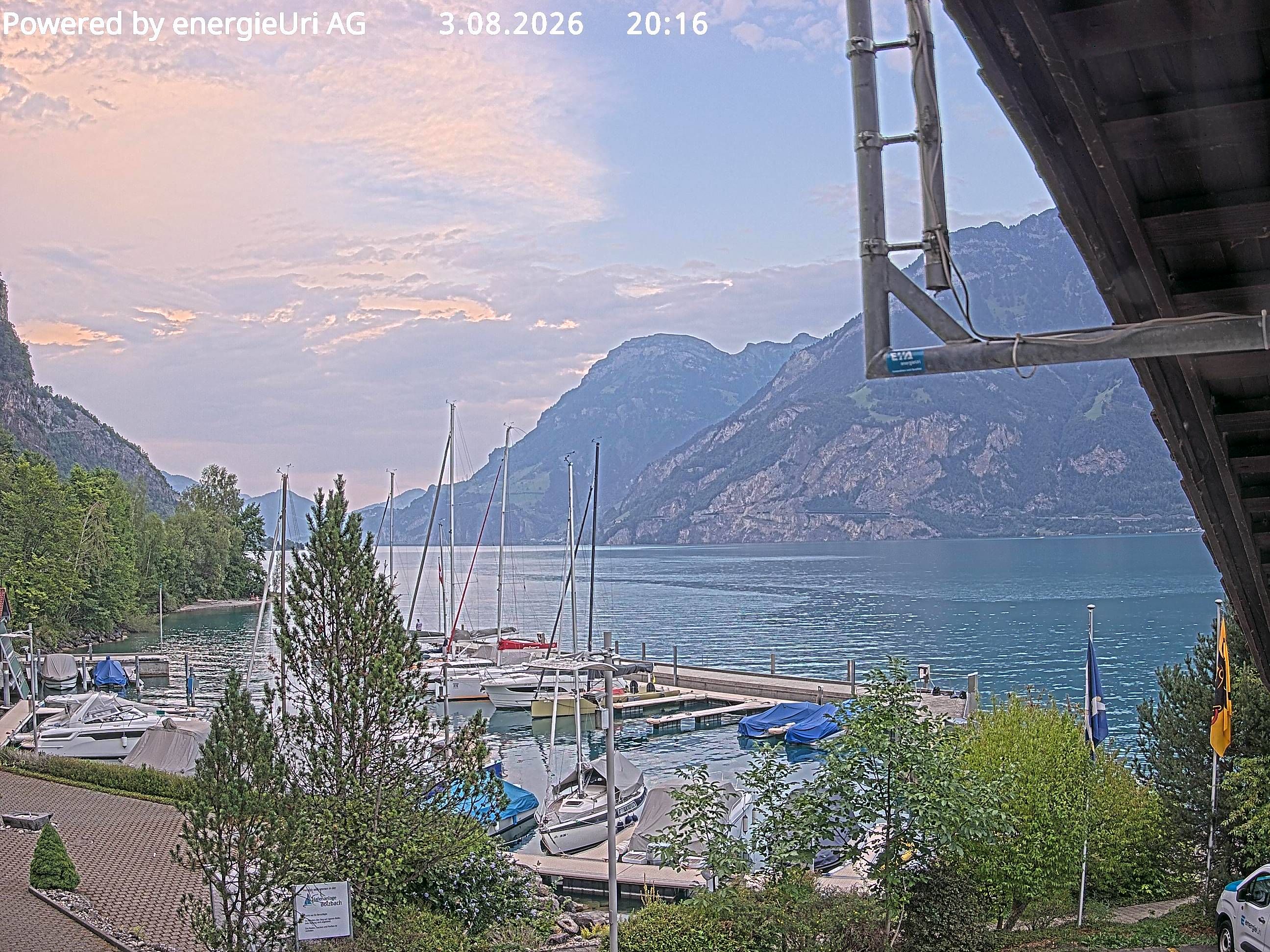Seedorf › Nordosten: SWISS SAILING ACADEMY - Teddybären Höhle - Alte Axenstrasse - Vierwaldstättersee