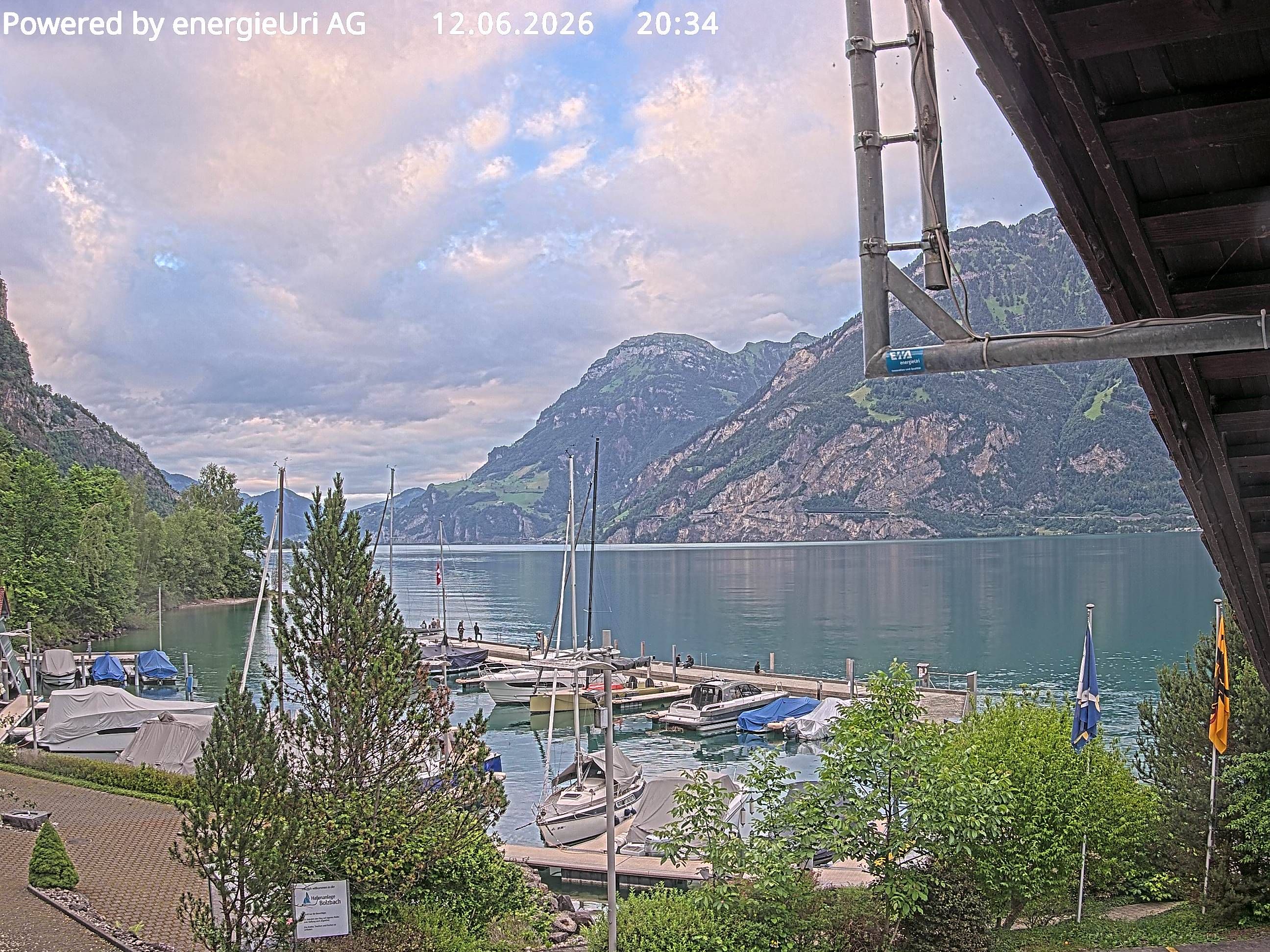 Seedorf › Nordosten: SWISS SAILING ACADEMY - Teddybären Höhle - Alte Axenstrasse - Vierwaldstättersee