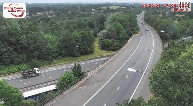 Traffic Cam Castleton: M4 - J29