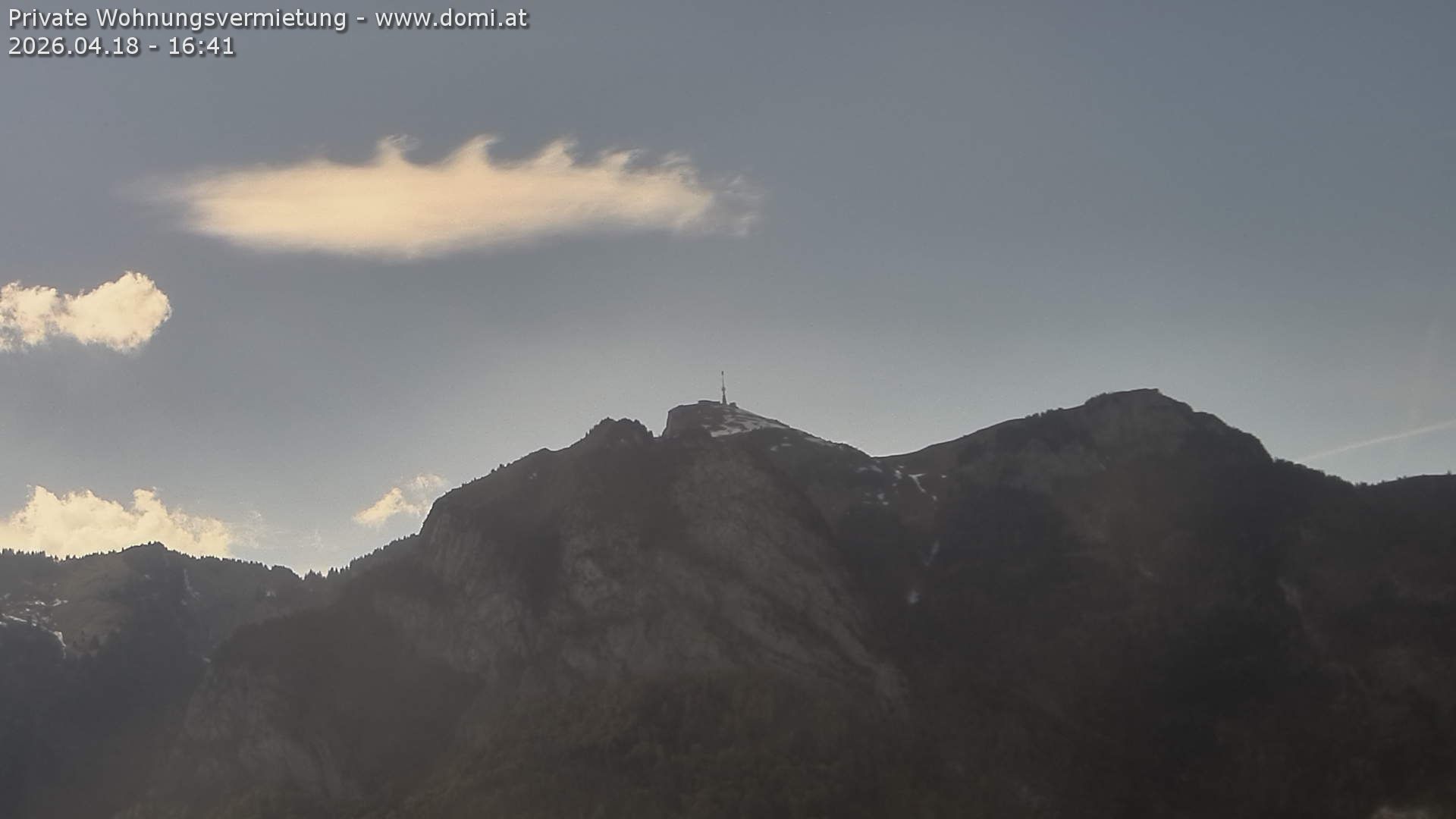 Rüte: Hoher Kasten - Schweiz, Sankt Gallen: Hoher Kasten aus einer Distanz von 5.000 Metern sehr stark gezoomt