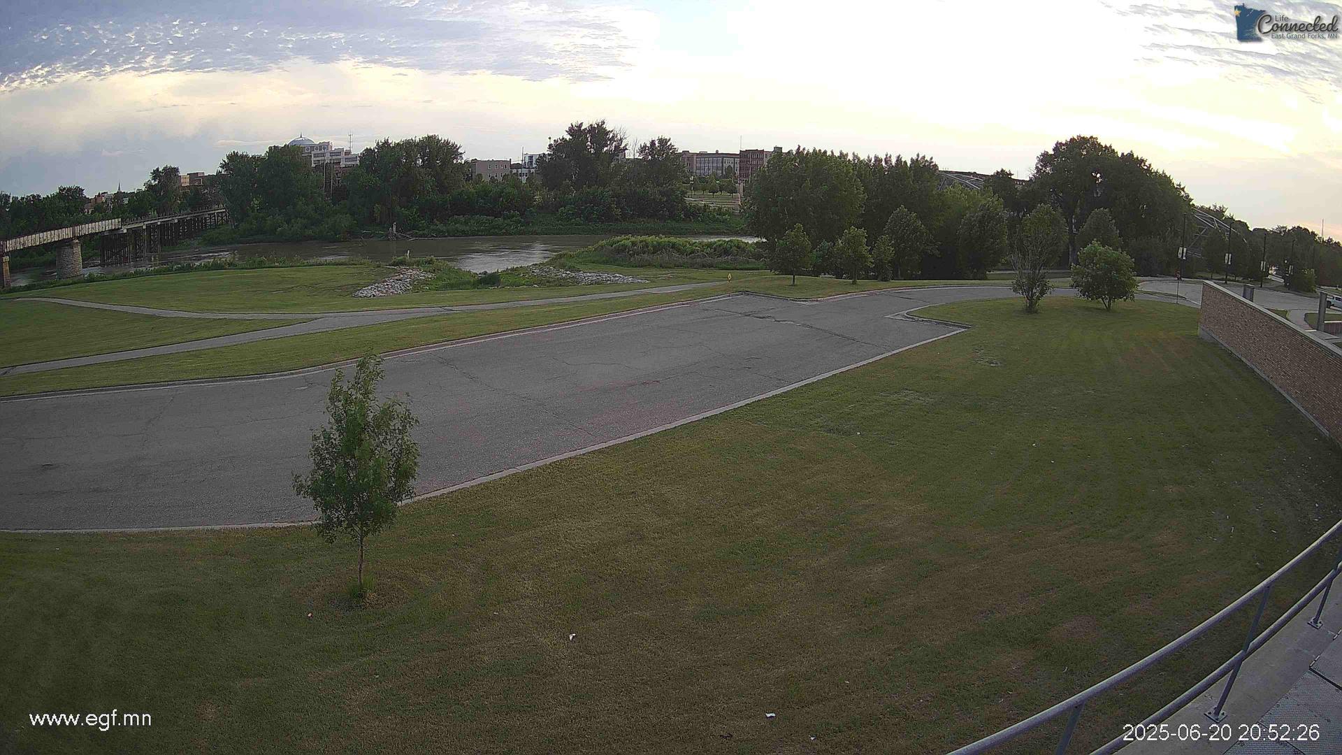 Traffic Cam East Grand Forks: Sorlie Bridge