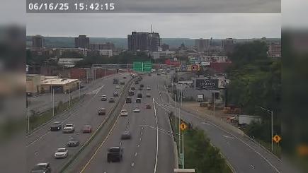 Traffic Cam Syracuse › West: I-690 west of Exit 14 (Teall Ave)