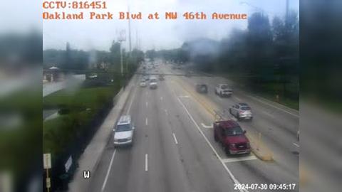 Traffic Cam Lauderdale Lakes: Oakland Park Blvd at NW 46th Avenue