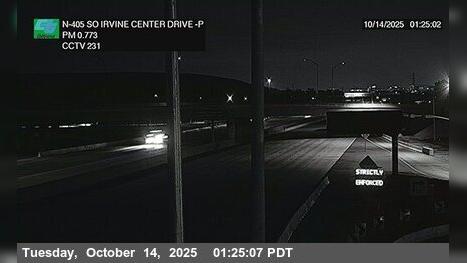 Traffic Cam Los Olivos › North: I-405 : South of Irvine Center Drive