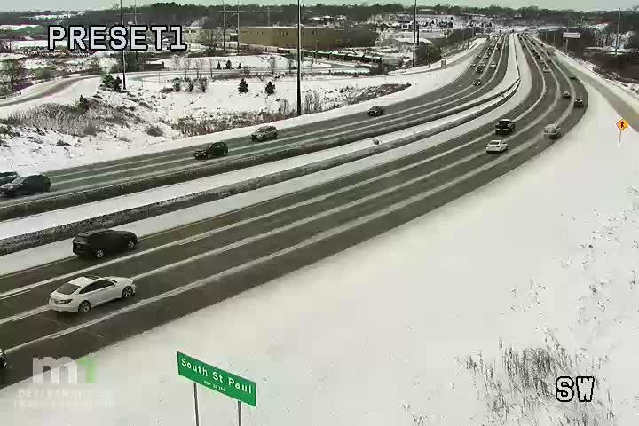 Traffic Cam South St. Paul: I-494 WB @ Hardman Ave