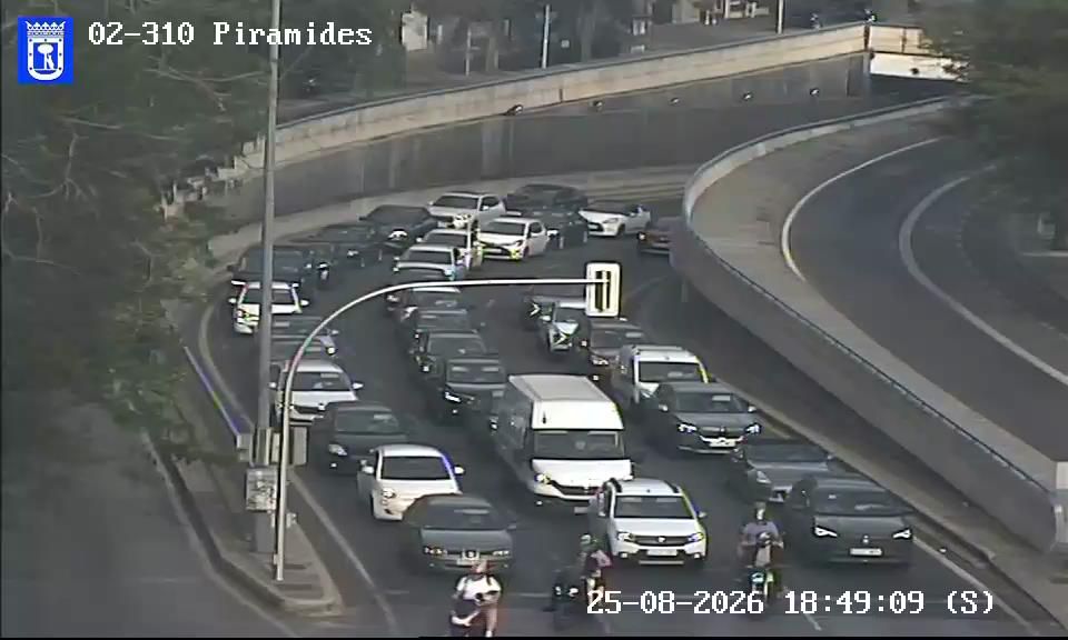 Traffic Cam Las Acacias: PIRAMIDES