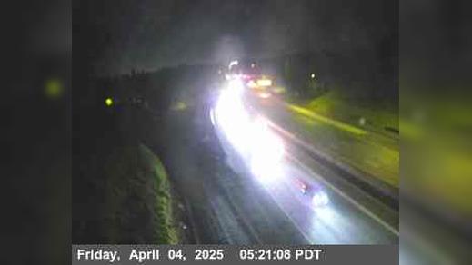 Traffic Cam Pleasanton › South: TVF18 -- I-680 : AT JSO STONE VALLEY