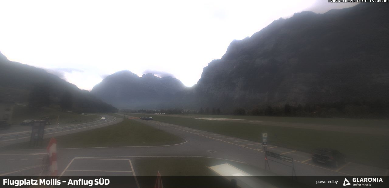 Glarus Nord › Süden: Mollis Airport