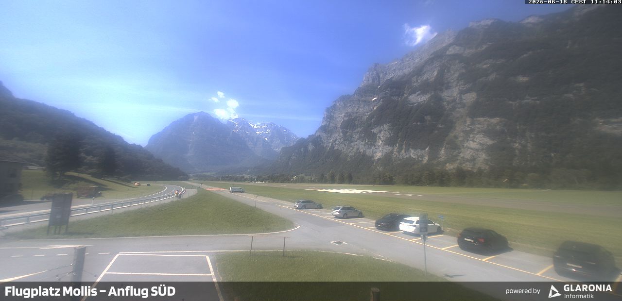 Glarus Nord › Süden: Mollis Airport