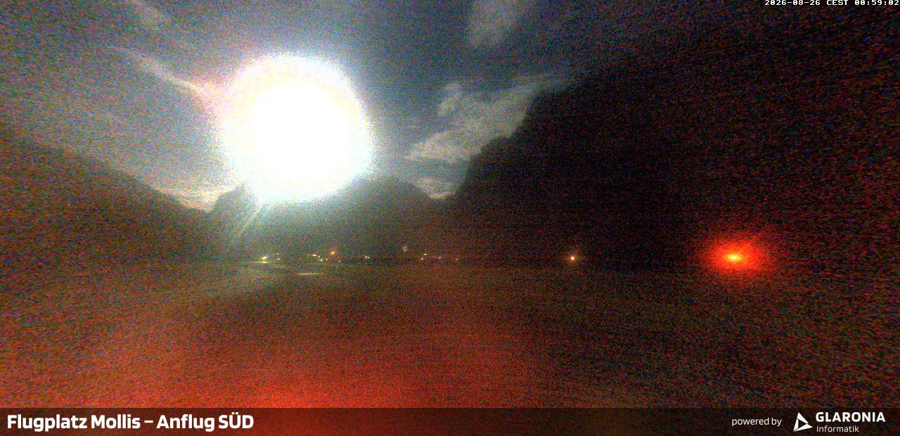 Glarus Nord › Süden: Mollis Airport