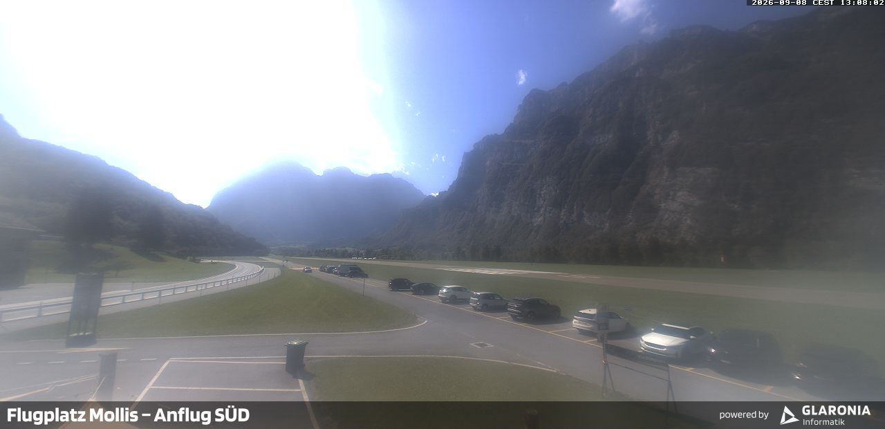 Glarus Nord › Süden: Mollis Airport