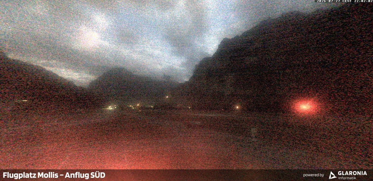 Glarus Nord › Süden: Mollis Airport