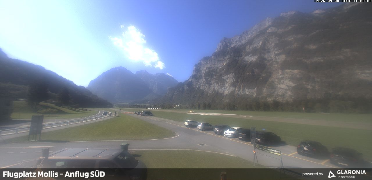 Glarus Nord › Süden: Mollis Airport