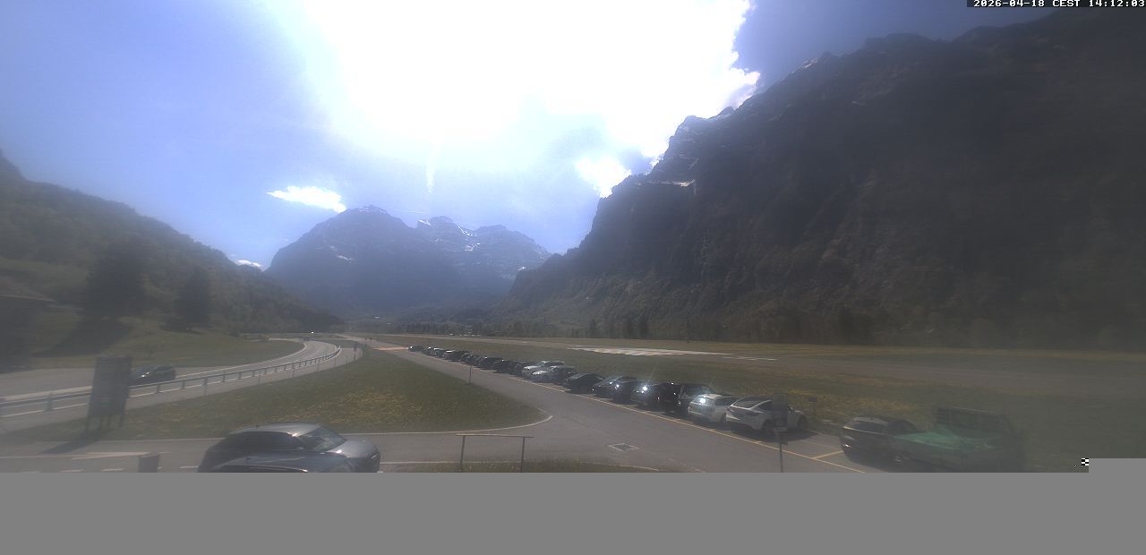 Glarus Nord › Süden: Mollis Airport